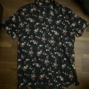 Abercrombie & Fitch Black Short-Sleeve Floral Button-Down Shirt